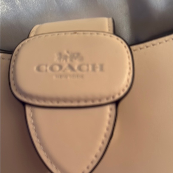 - 🌸Coach NWT Elegant Pink Eliza shoulder bag with zipper closure - Picture 7 of 7